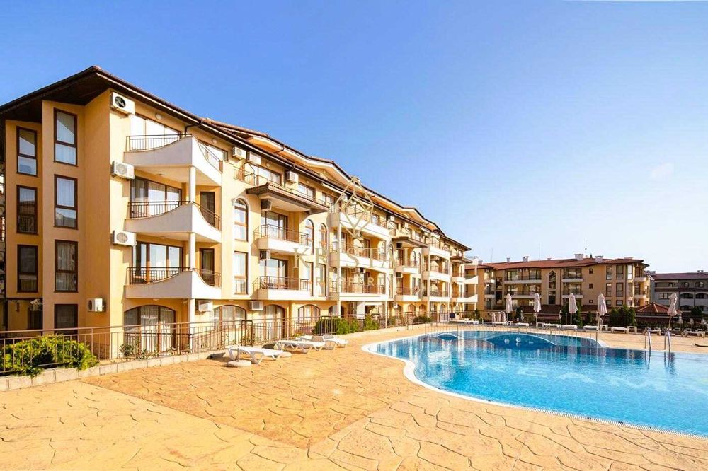 Продава се Двустаен апартамент в Свети Влас - 61 кв.м за 903 €/кв.м - Снимка #10