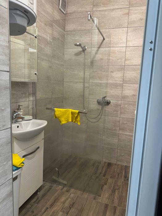 Продава се Четиристаен апартамент в Асеновград - 100 кв.м за 1050 €/кв.м - Снимка #11