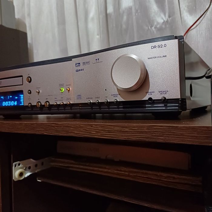 Combo onkyo dvd receiver dr-s2.0