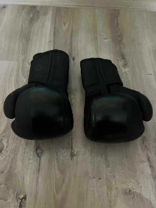 Боксови ръкавици SZ 12oz