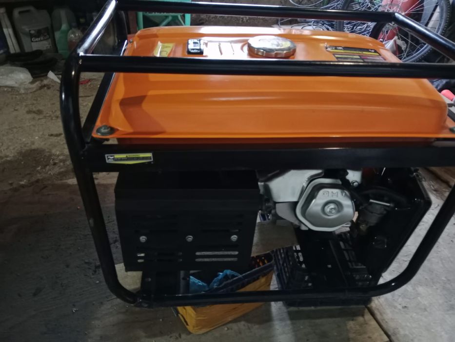 бензиновый генератор