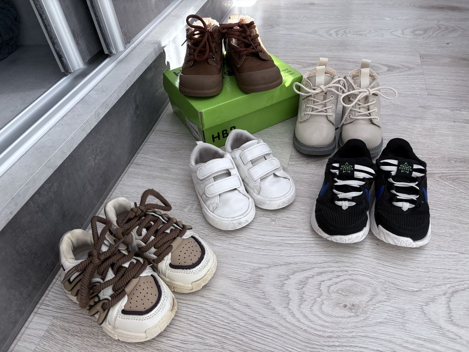 Маратонки и зимни боти за момче 23 номер