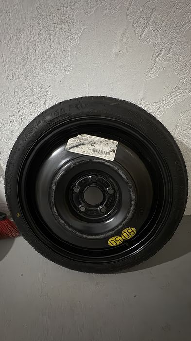 Vand roata rezerva slim Toyota Corolla R17 125/70 D17 + cric OEM completa