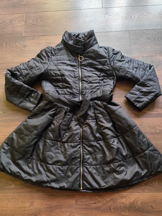 Дамско черно яке камбана