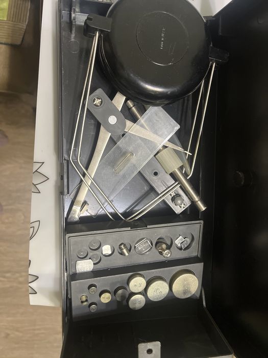 Весы с гирями учебные