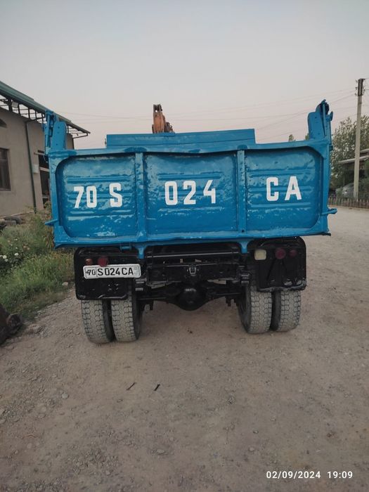 Зил сотилади матор каробка редуктор янги