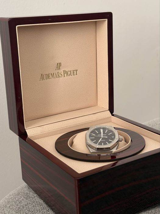 Audemars Piguet Royal Oak Selfwinding / Automatic със стоманена каса и гривна, черен “Grande Tapisserie” циферблат