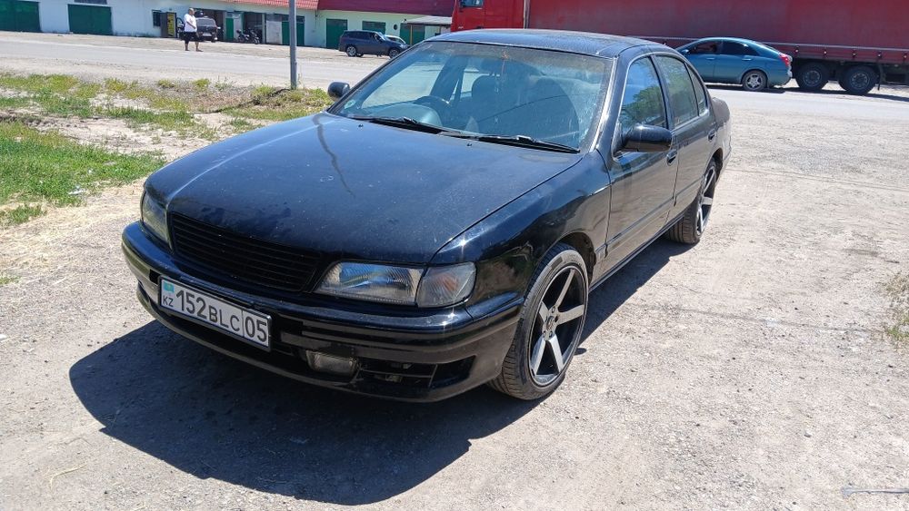 Nissan Cefiro 1994