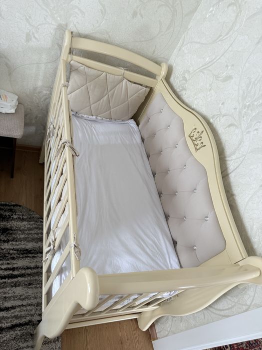 Кровать для новорожденных