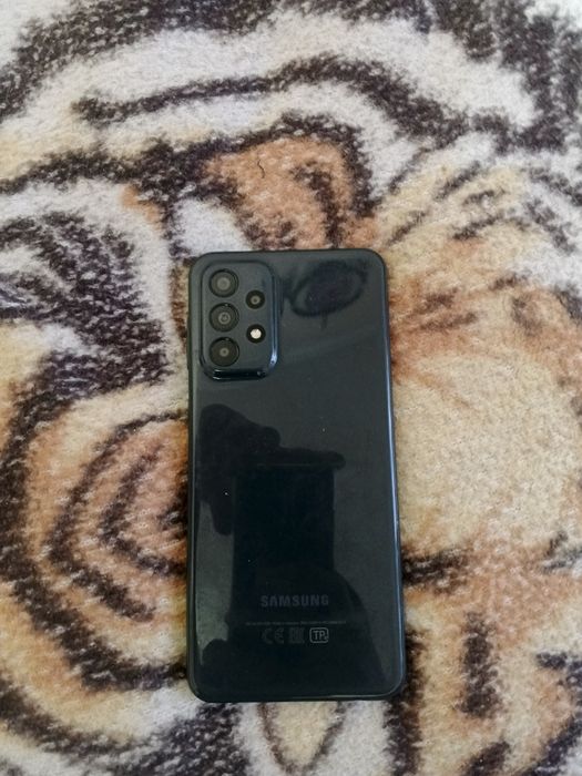 Продаю Самсунг а 23