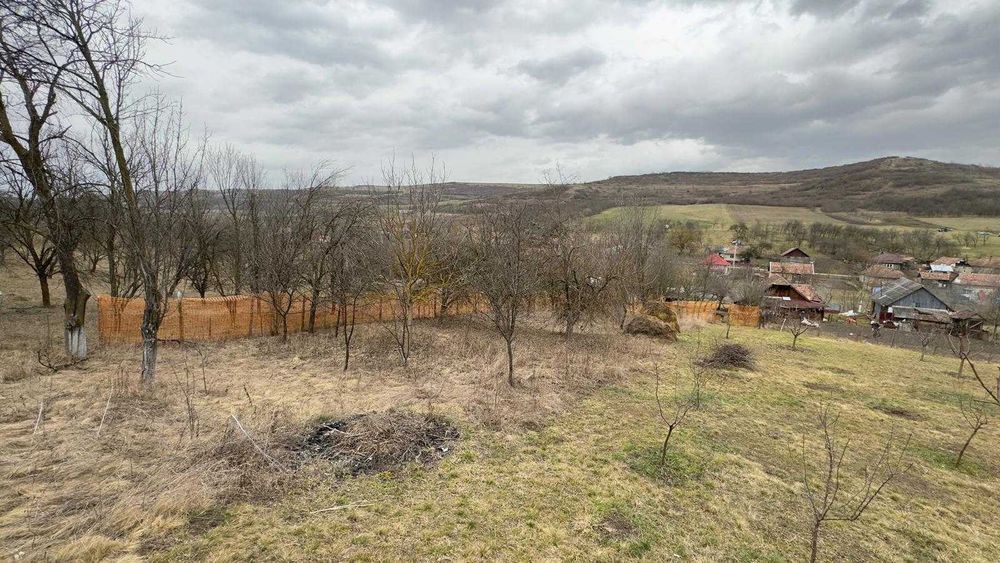 Vand 1064 mp teren intravilan Barlea judetul Cluj