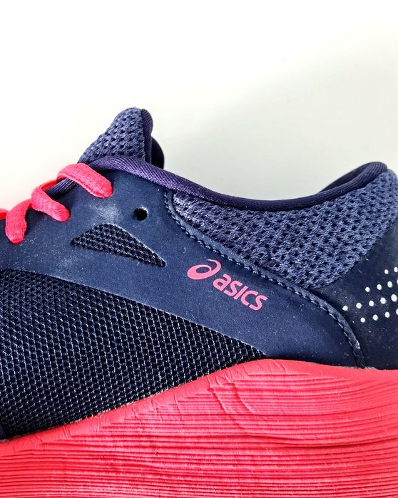 Asics Gel RoadHawk FF номер 37,5 оригинални маратонки