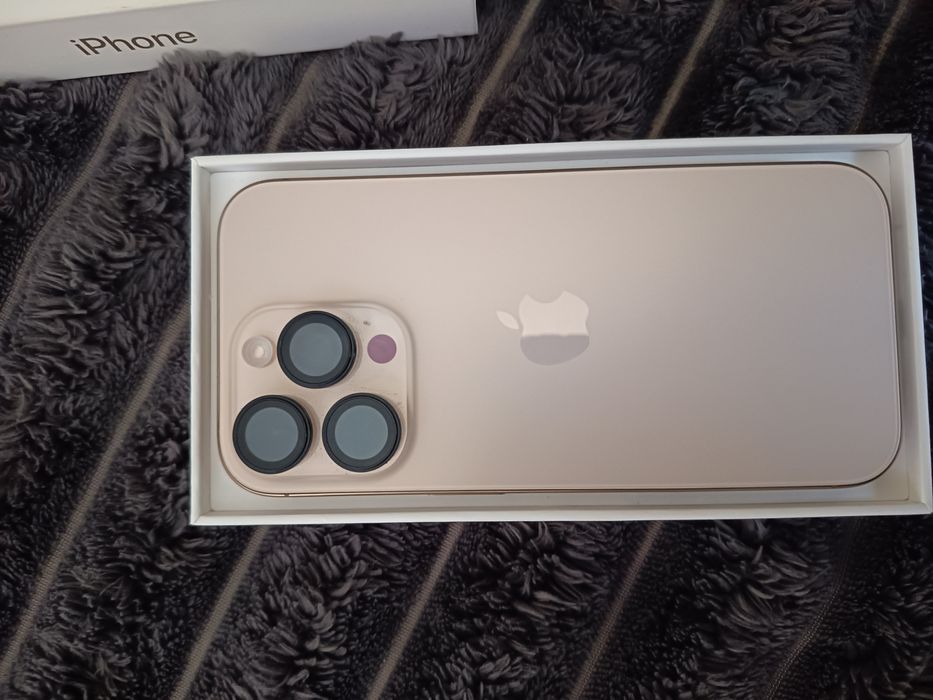 iPhone 16pro  telefonul este foarte puțin folosit