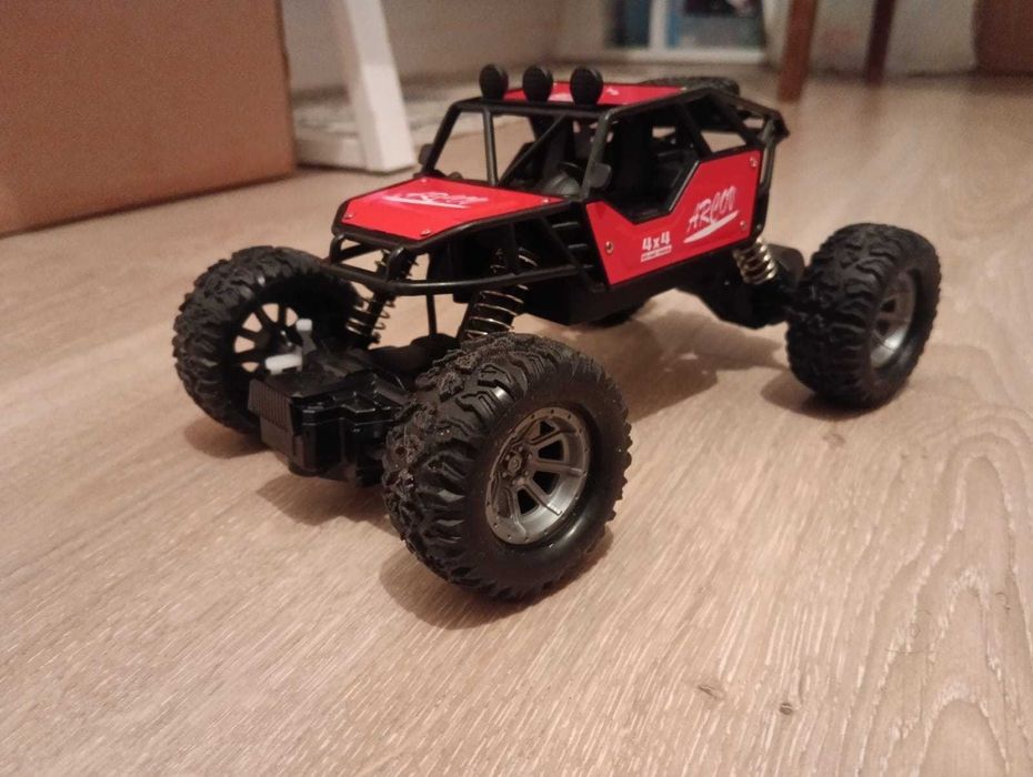 Продаю машинку на радиоуправлений R/C