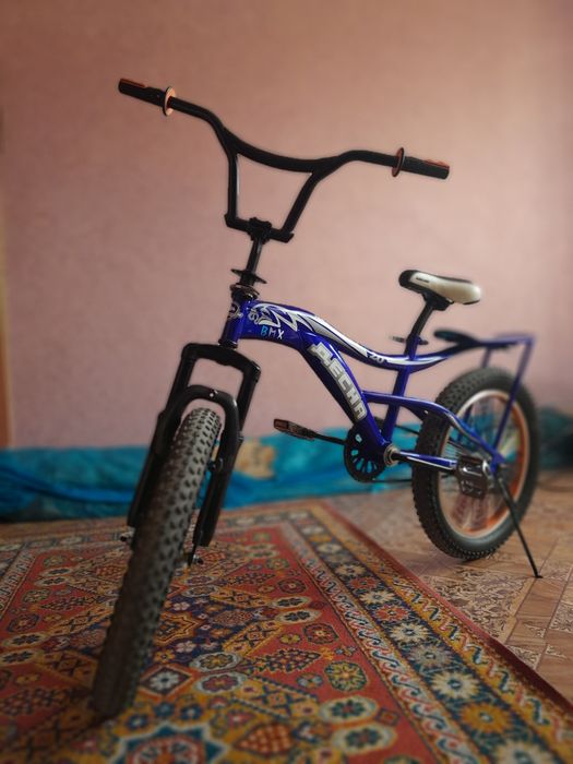 Velosiped desna rangi kõk