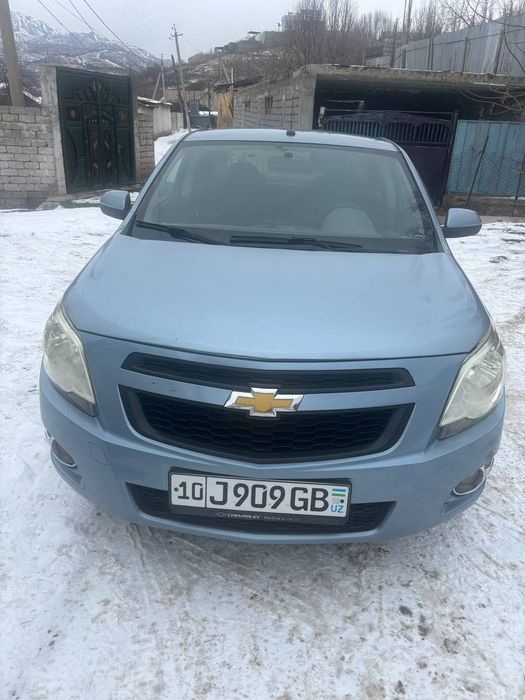 срочно продаётся кобальт 2014 год