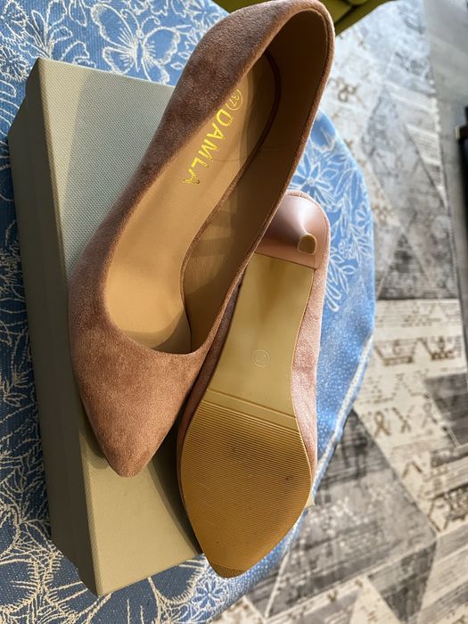 Продам туфли женские