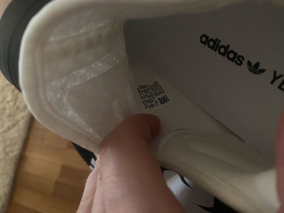 YEEZY boost 350 V2