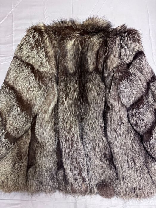 Кожено палто от сребърна лисица - цели кожи
