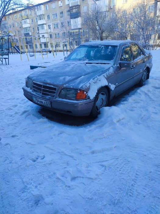 Мерседес 180 (((