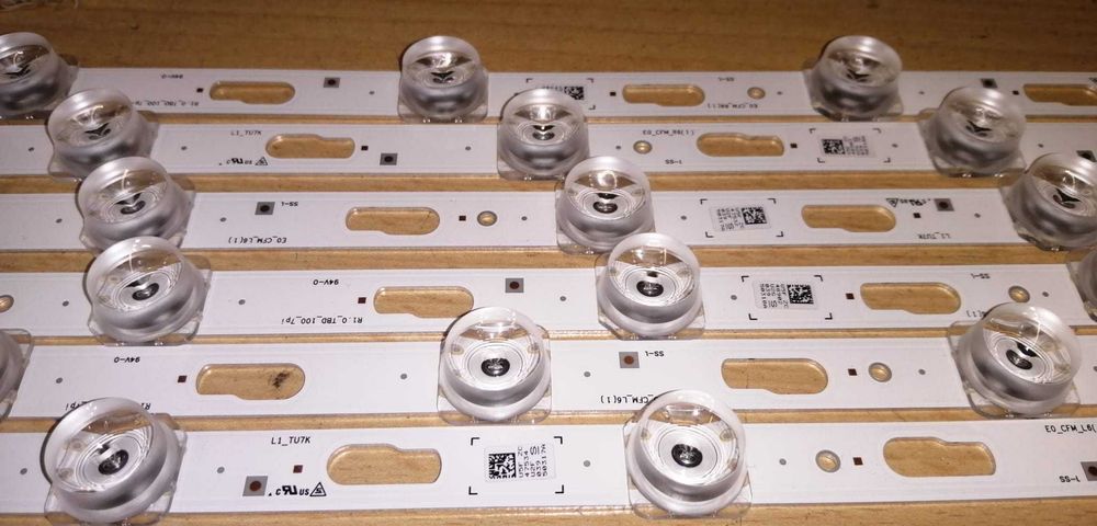 Componente televizor samsung UE50TU8072UXXH