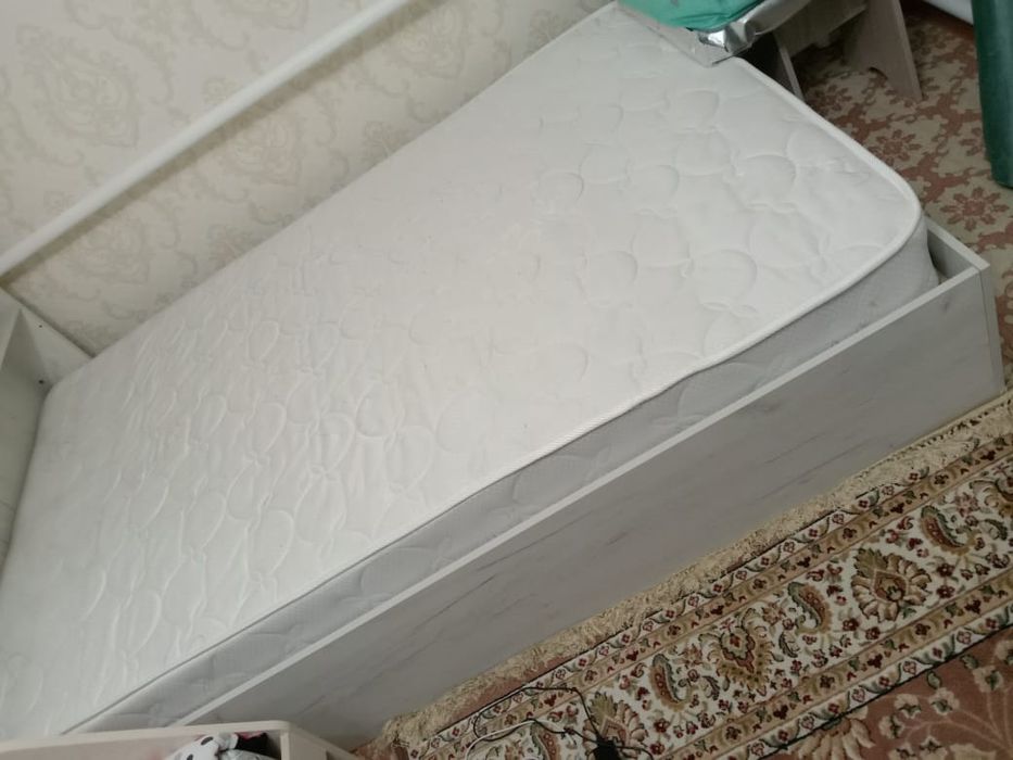 Кровать мебельная