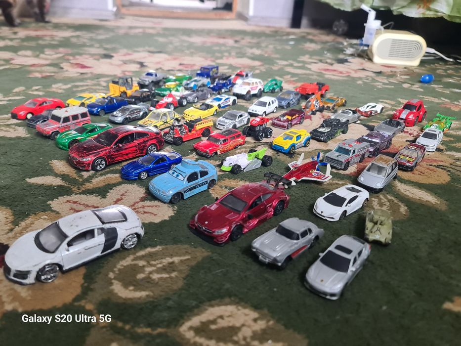 продам детские машинки