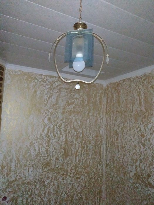 Люстра четыре штуки