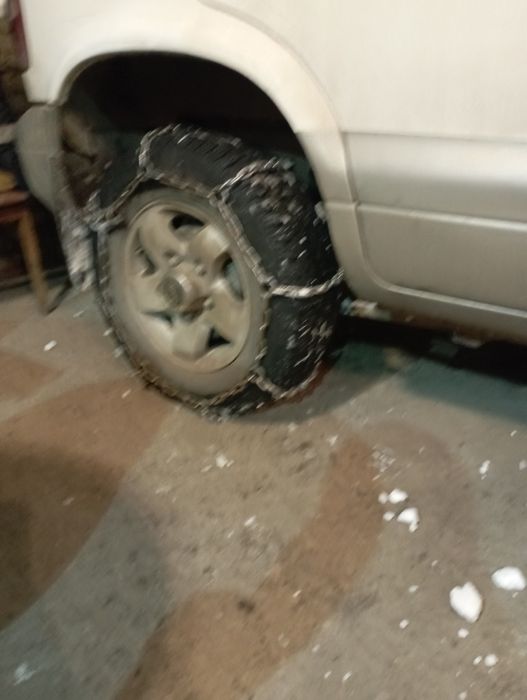 Продам цепи на колеса