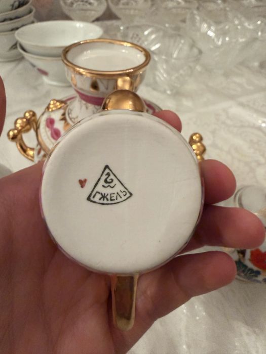 Самовар сувинирный Гжечь + 2 чайника бонус