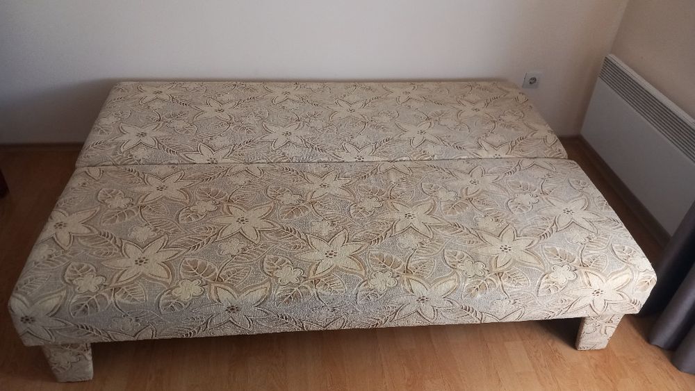 Диван с функция сън