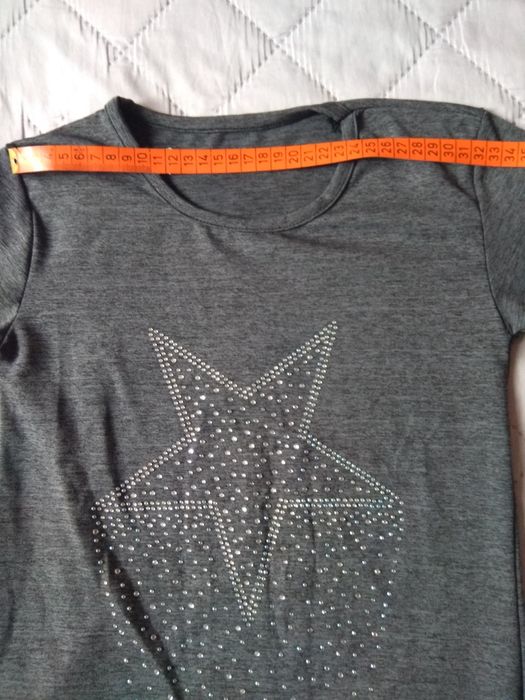 Две детски блузи размер 146см