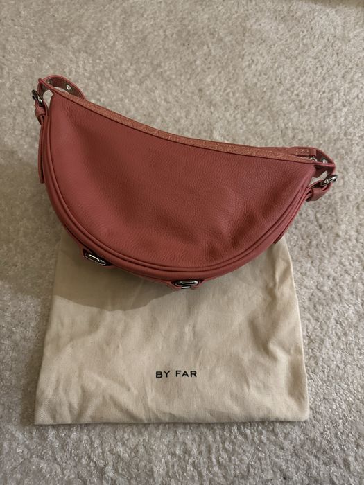 Original bag  “By far”