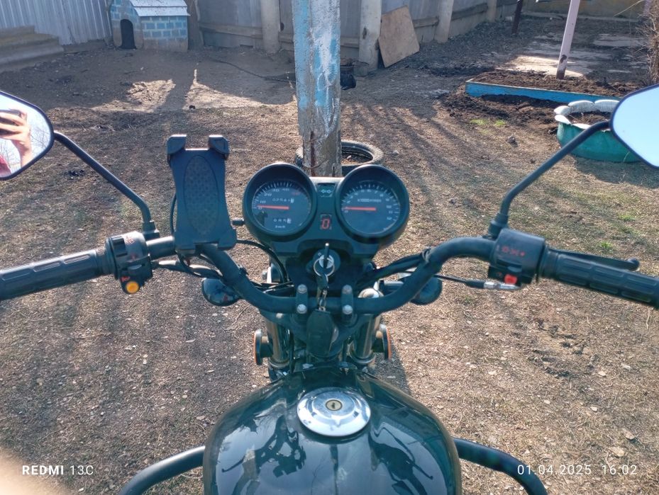 Продам YAQI 125 кубов  торг