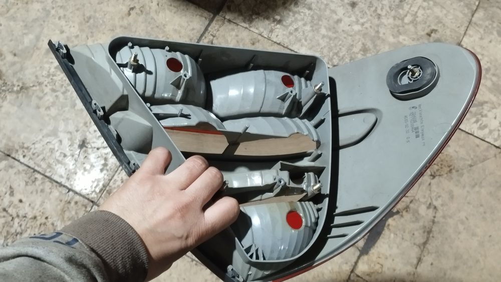 Фары задние Мерседес