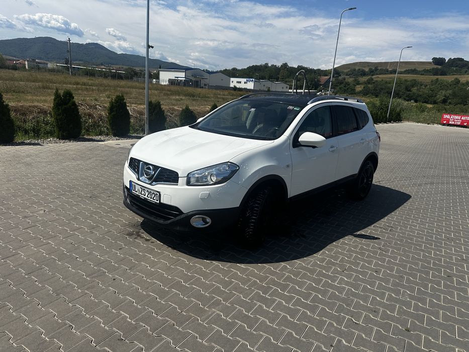 NISSAN Qashqai 2013