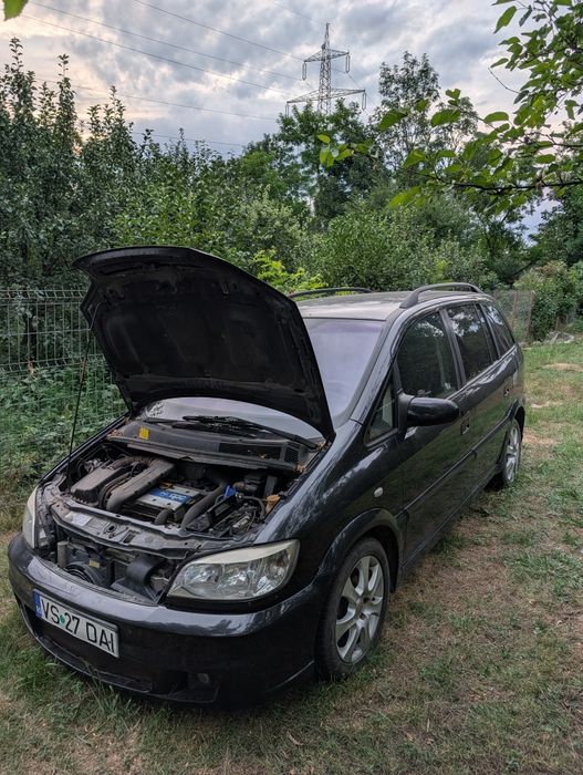 Opel Zafira OPC 2.0 Benzină