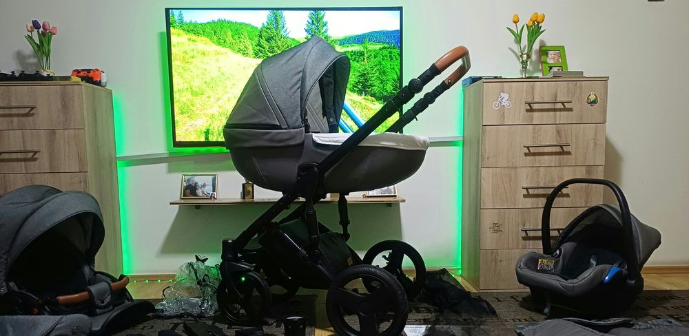 Cărucior/căruț copii 3 în 1 sport+landou+scaun auto(scoică).Krausman