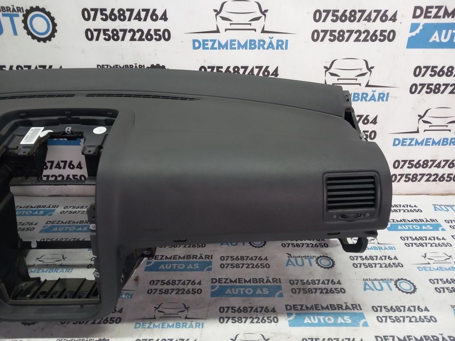 Plansa bord vw Golf 5 2006