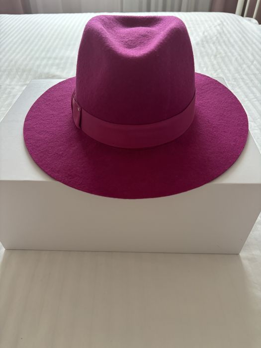 Palarie fetru fuchsia marimea 54
