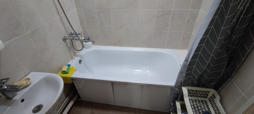 Ищем на подселение девушек. Левый берег.