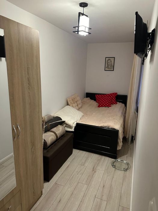 Apartament 3 camere, 55 mp, 2 balcoane – mobilat și utilat