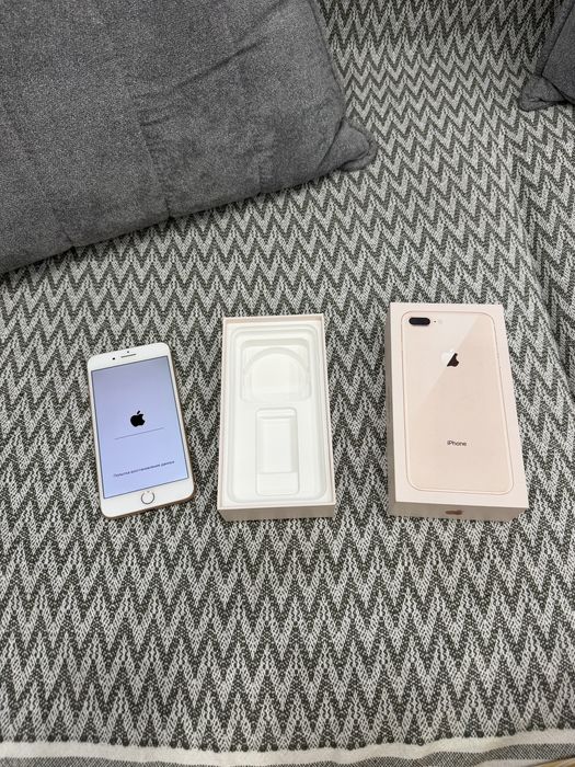 Продам Iphone 8 Plus
