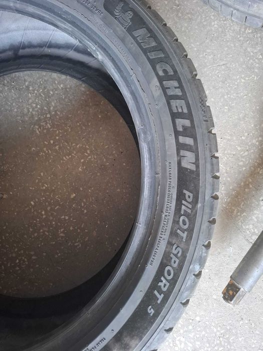 Anvelope vara 235.45.18 MICHELIN dot 0522