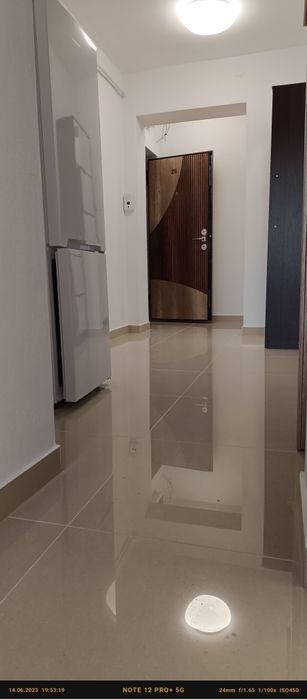 APARTAMENT de închiriat