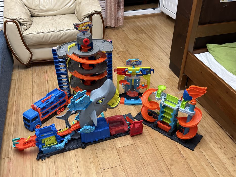 СРОЧНО Набор Hot Wheels