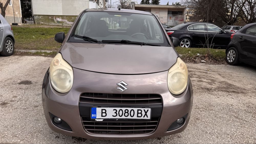 Продавам Suzuki Alto 1.0, 68 к.с с работещ климатик