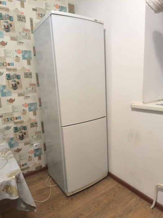 Продам холодильник