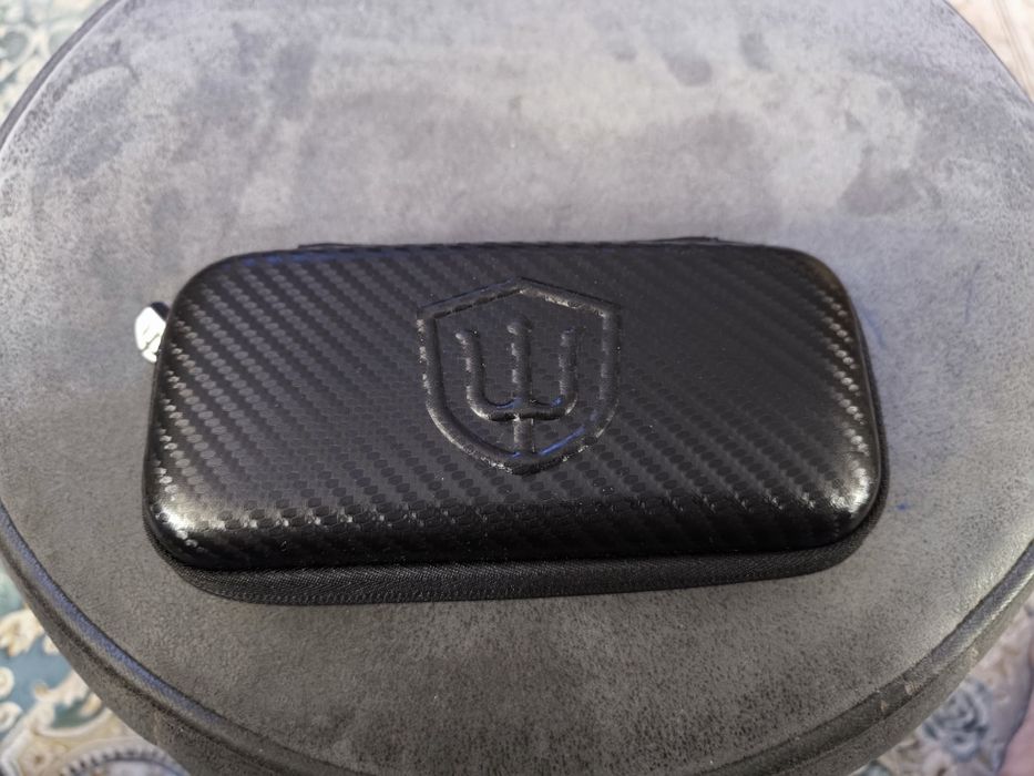 Часы Watchdives. Новые.