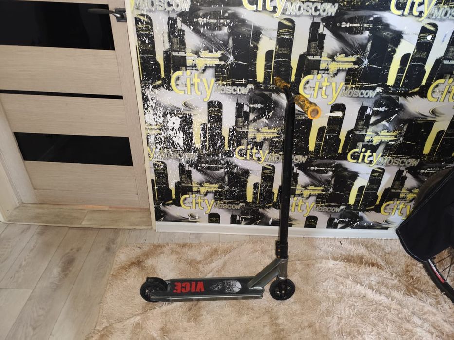 Продам велосипед и самокат